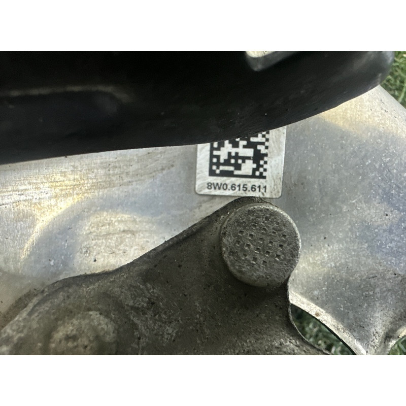 Цапфа подвески (подвеска) AUDI A4 B9 2017 2.0 TFSI 8W0505431T
