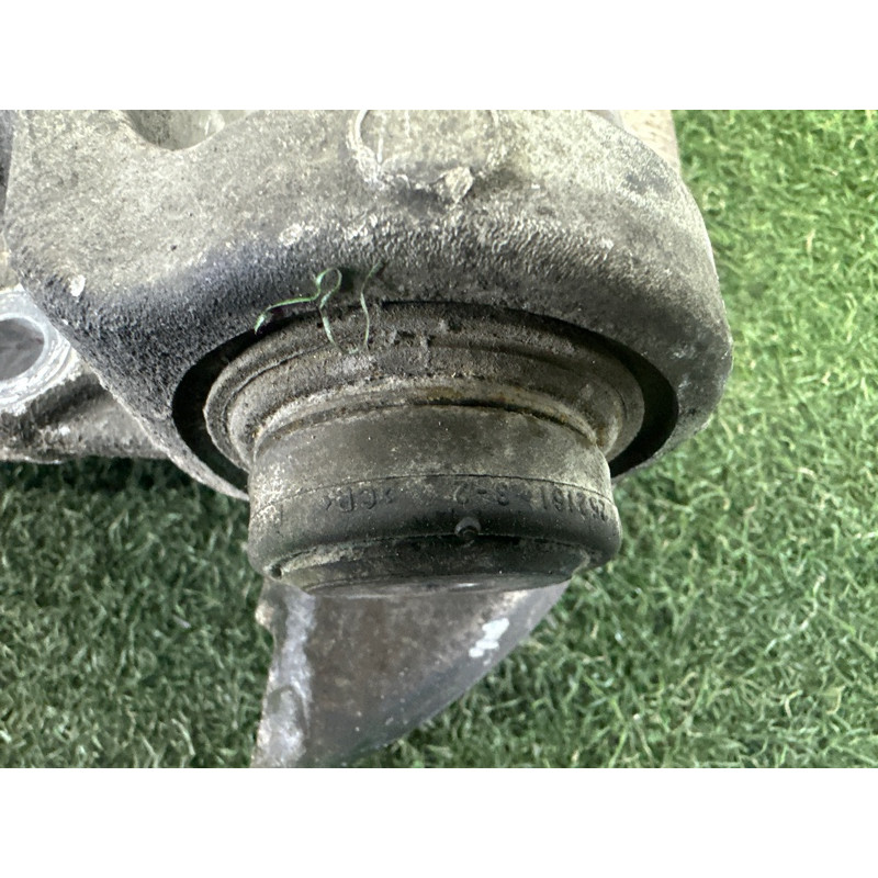 Цапфа подвески (подвеска) LAND ROVER Range Rover L405 2016 5.0 LR038551