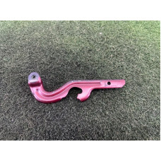 Петля капота