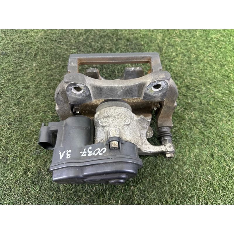 Суппорт тормозной (тормозная система) LAND ROVER Range Rover L405 2016 5.0 LR036568