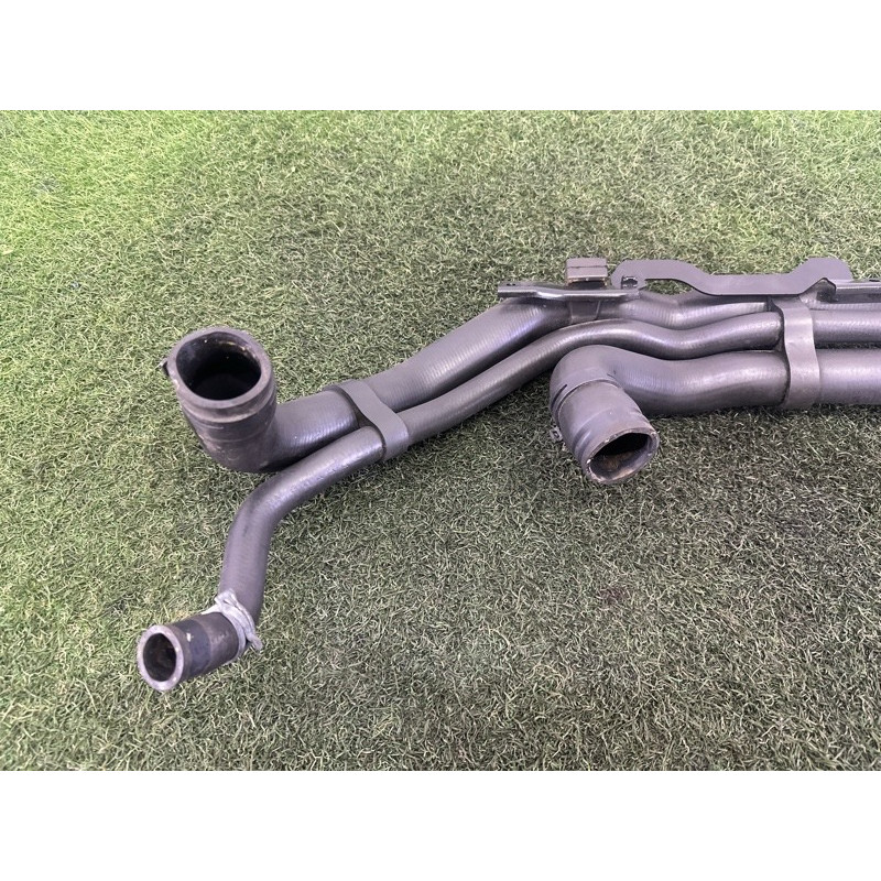 Патрубок (система охлаждения) Volkswagen Touareg NF 2011 3.6 7P6122101L