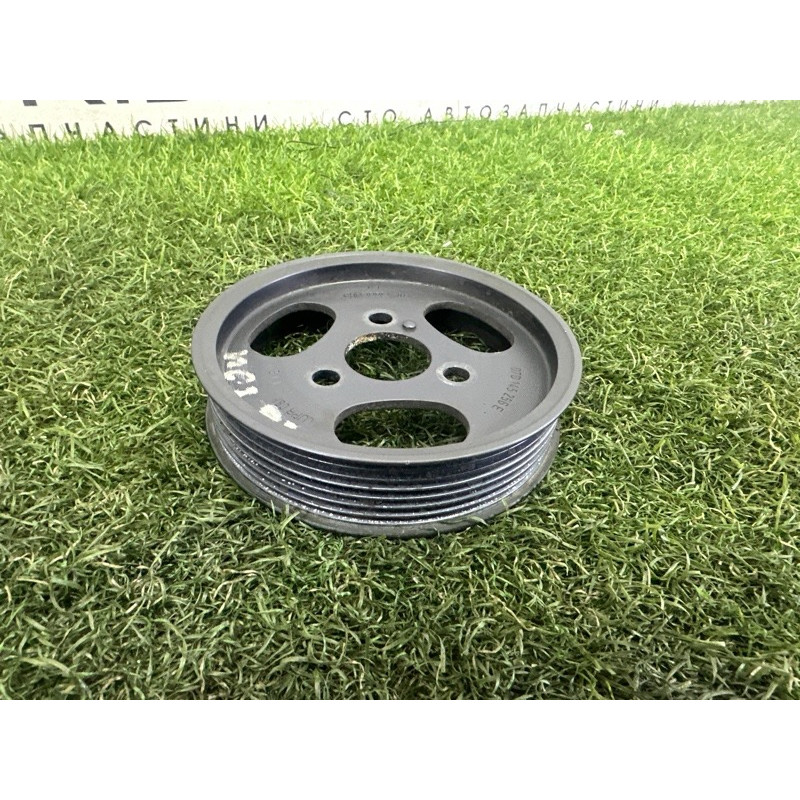 Шкив насоса гидроусилителя (рулевое управление) Volkswagen Touareg NF 2011 3.6 07D145256E