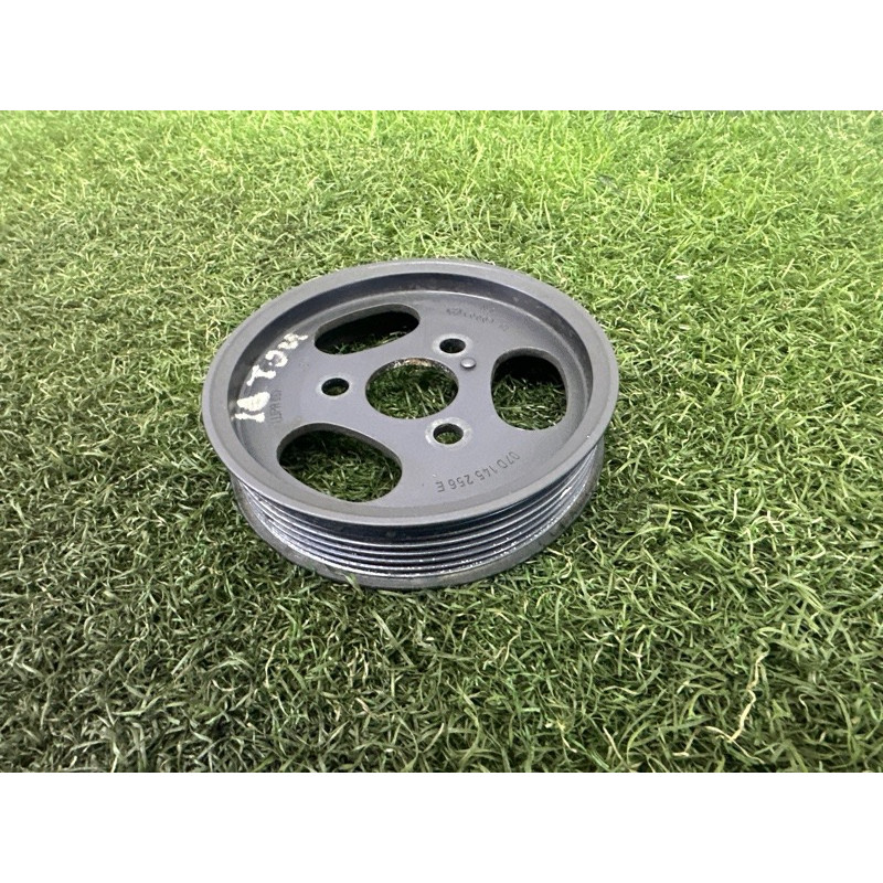 Шкив насоса гидроусилителя (рулевое управление) Volkswagen Touareg NF 2011 3.6 07D145256E