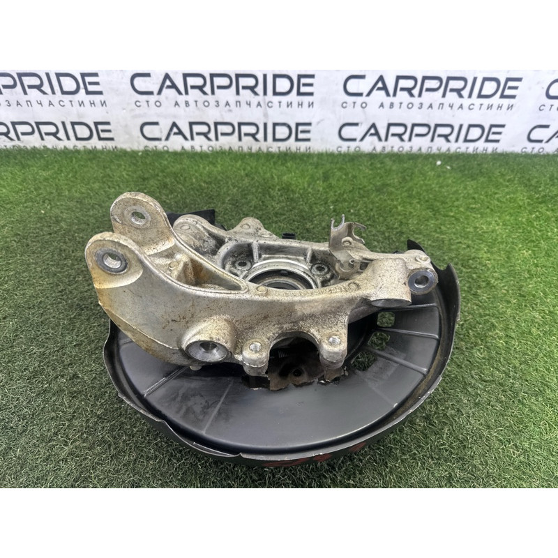 Цапфа подвески (подвеска) Volkswagen Touareg NF 2011 3.6 7P0505436A