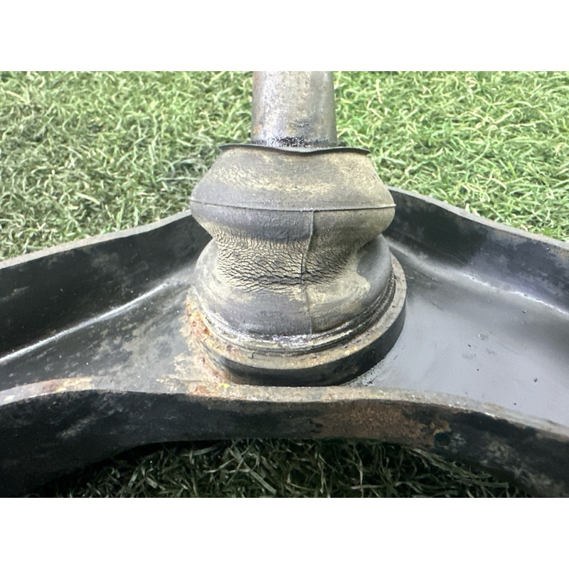 Рычаг подвески (подвеска) Jeep Grand Cherokee WK2 2014 3.0 Diesel 68217808AA