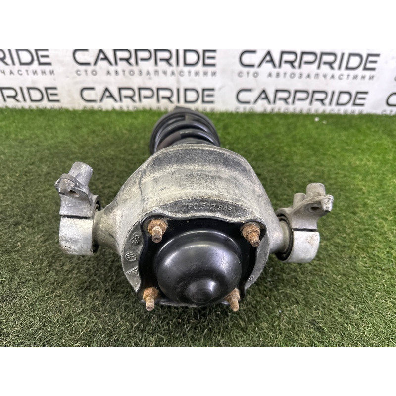 Амортизатор в сборе (подвеска) Volkswagen Touareg NF 2013 3.6 7P6513029BG