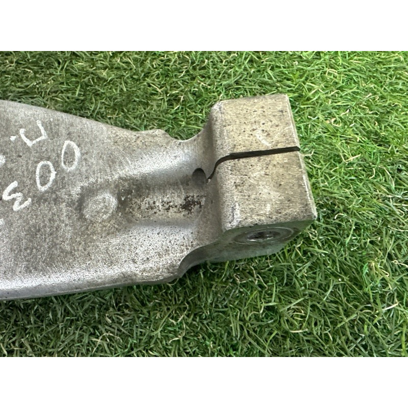 Поворотний кулак (подвеска) LAND ROVER Range Rover L405 2016 5.0 LR078374