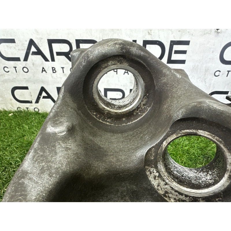 Поворотний кулак (подвеска) LAND ROVER Range Rover L405 2016 5.0 LR078374