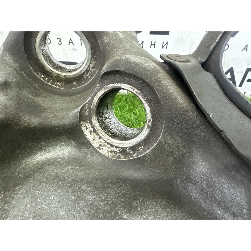 Поворотний кулак (подвеска) LAND ROVER Range Rover L405 2016 5.0 LR078374