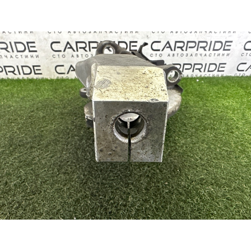 Поворотний кулак (подвеска) LAND ROVER Range Rover L405 2016 5.0 LR078374