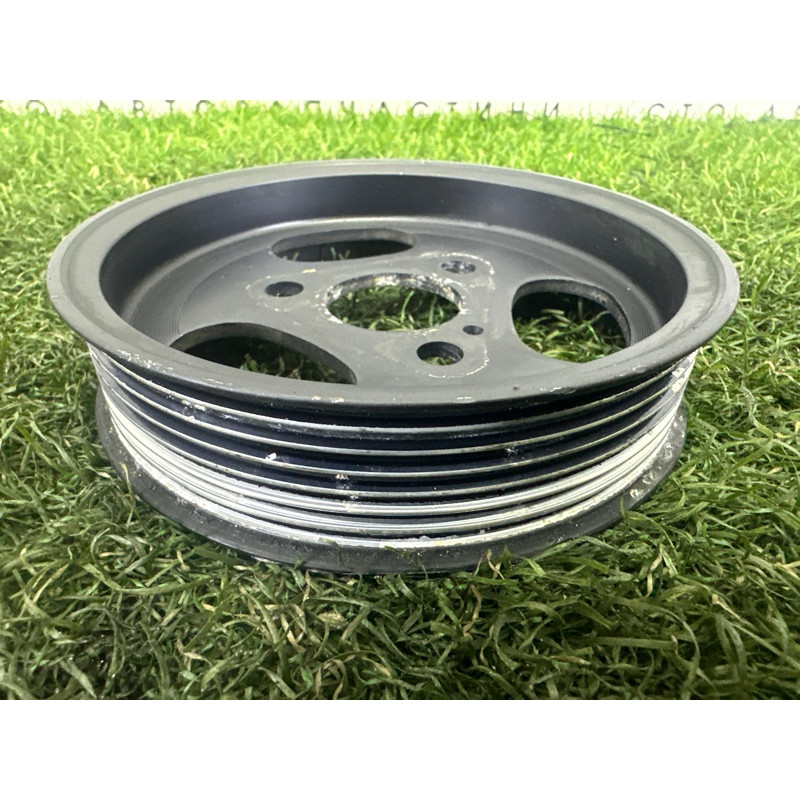 Шкив насоса гидроусилителя (рулевое управление) Volkswagen Touareg NF 2013 3.6 07D145256E