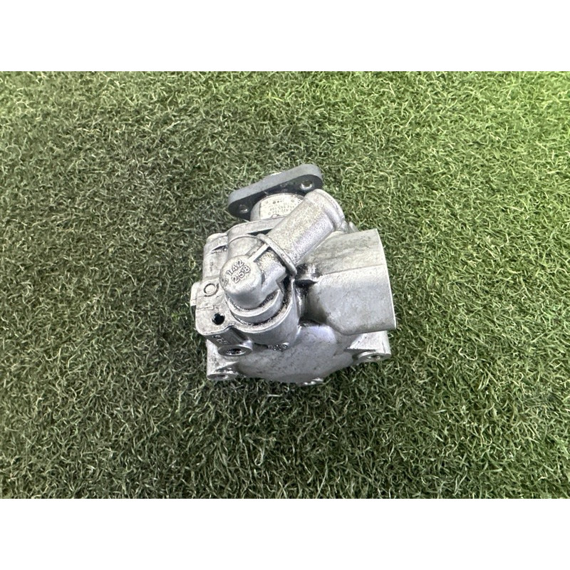 Насос гидроусилителя руля (рулевое управление) Volkswagen Touareg NF 2013 3.6 7P6422154B