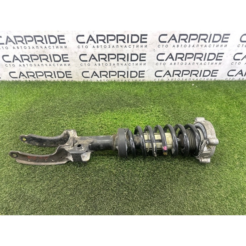 Амортизатор в сборе (подвеска) AUDI Q7 4L 2011 3.0 TFSi 7L8413032K