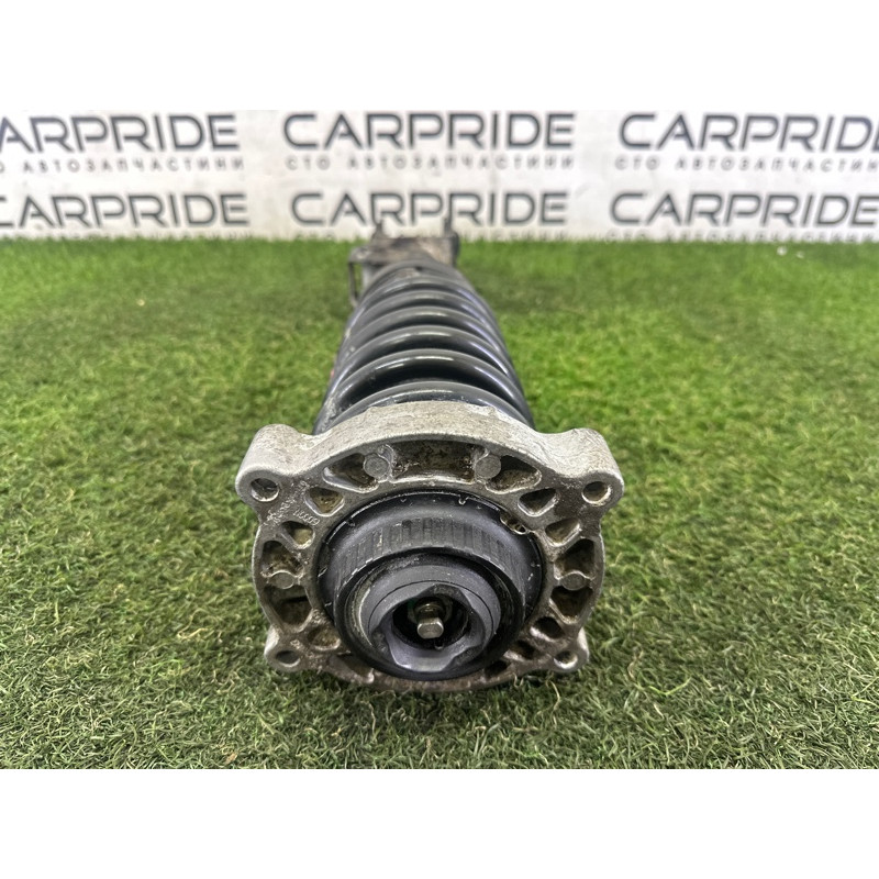 Амортизатор в сборе (подвеска) AUDI Q7 4L 2011 3.0 TFSi 7L8413032K