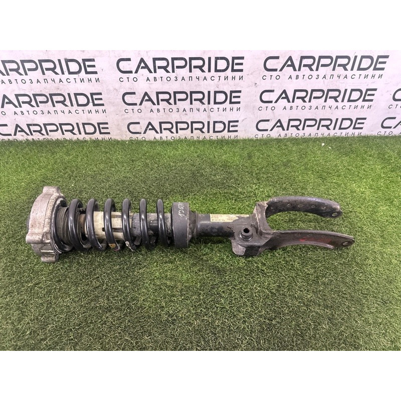 Амортизатор в сборе (подвеска) AUDI Q7 4L 2011 3.0 TFSi 7L8413032K