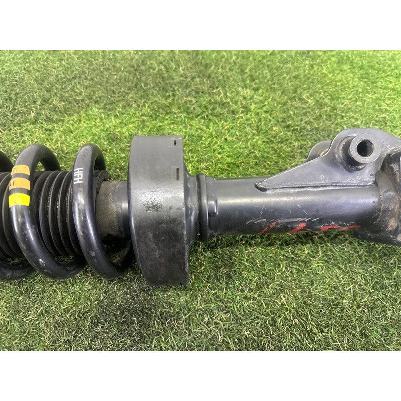 Амортизатор в сборе (подвеска) Volkswagen Touareg NF 2011 3.6 7P6413031AJ