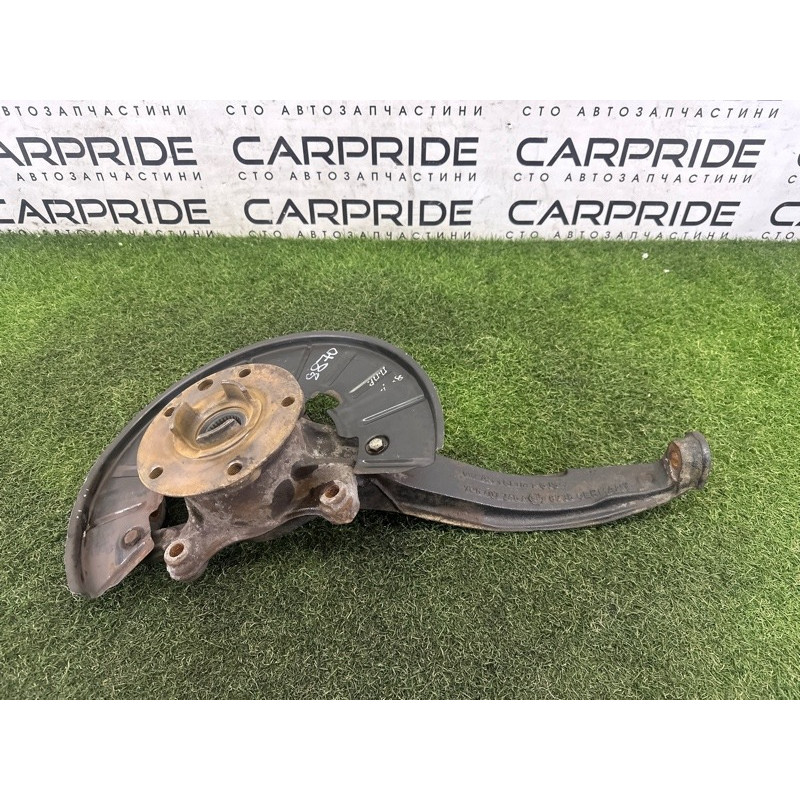 Поворотный кулак (подвеска) Volkswagen Touareg NF 2013 3.6 7P6407246A