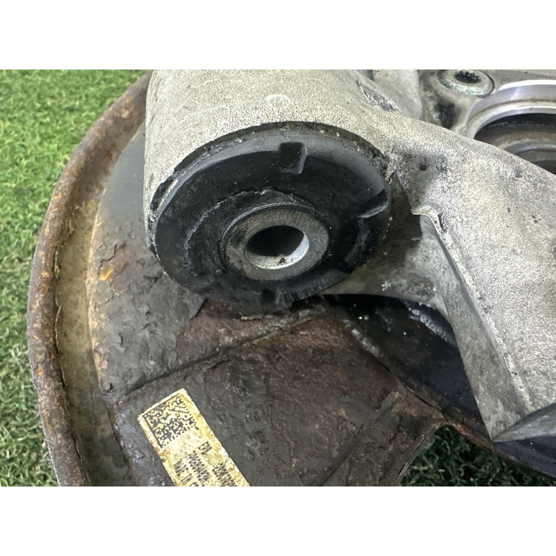 Цапфа подвески (подвеска) Volkswagen Touareg NF 2013 3.6 7P0505435B