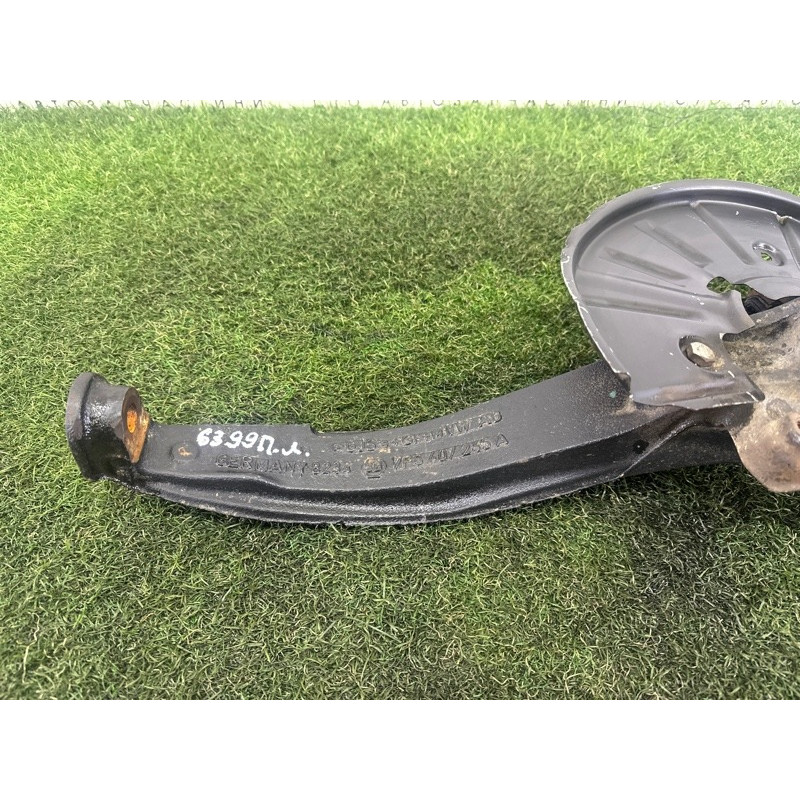Поворотный кулак (подвеска) Volkswagen Touareg NF 2011 3.6 7P6407245A