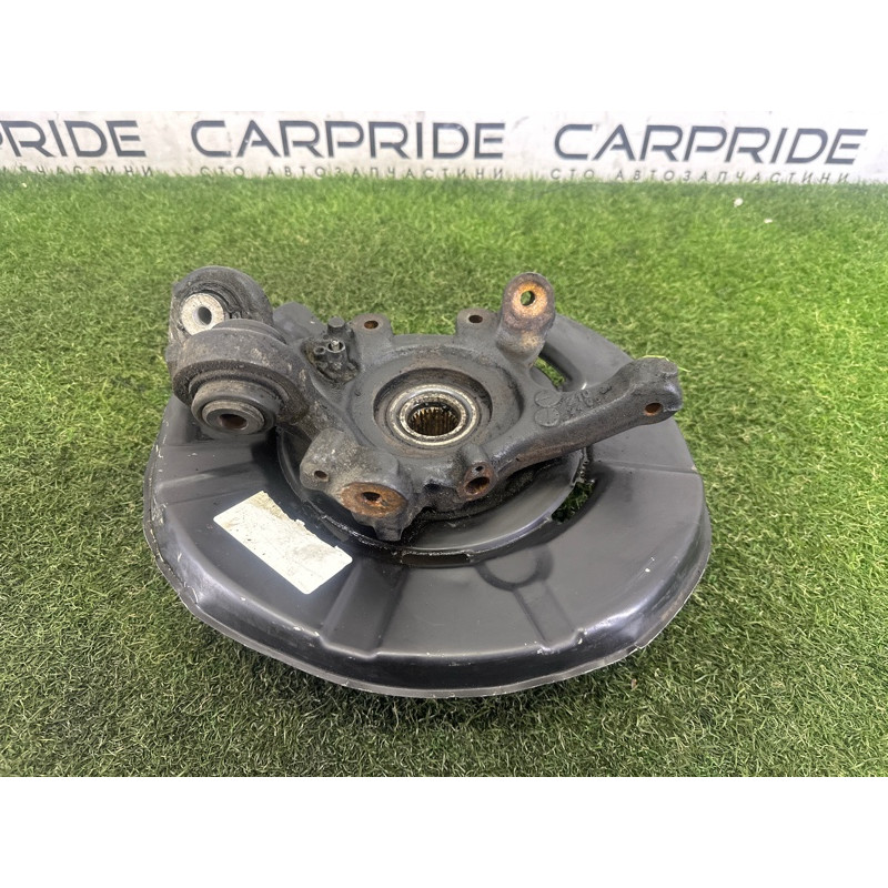 Цапфа подвески (подвеска) BMW 3-series E90 2010 3.0 N54 33326783668