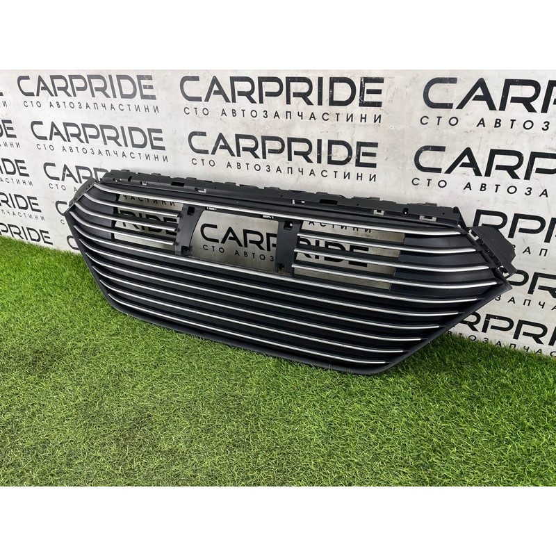 Решетка радиатора (наружные элементы кузова) Hyundai Ioniq AE 2018 1.6 Hybrid 86350G2110