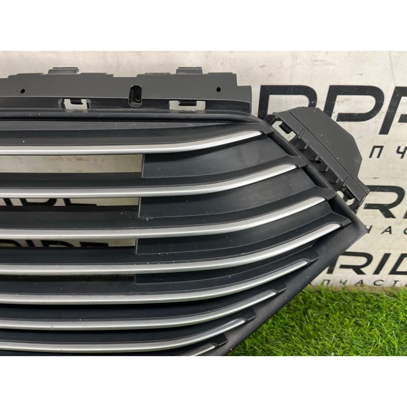 Решетка радиатора (наружные элементы кузова) Hyundai Ioniq AE 2018 1.6 Hybrid 86350G2110