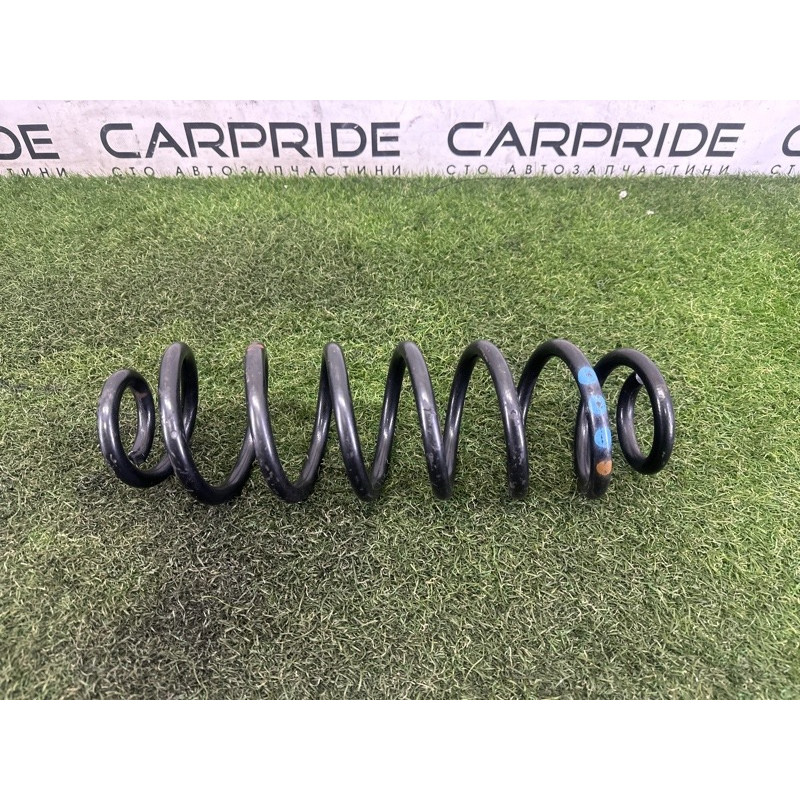 Пружина подвески (подвеска) AUDI A4 B8 2013 2.0 TFSI 8K0511115FP