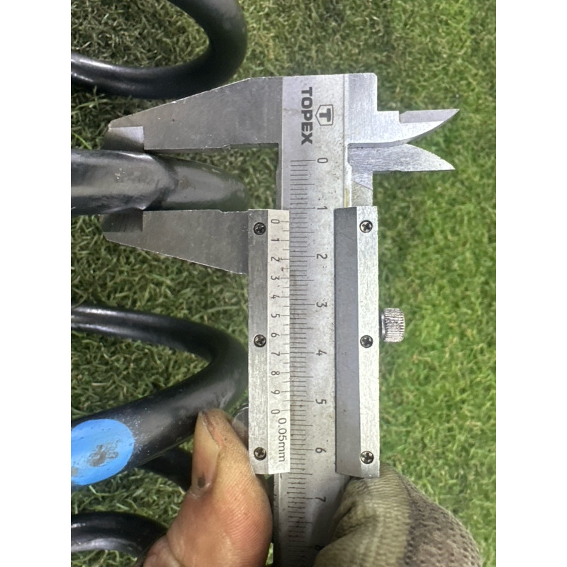 Пружина подвески (подвеска) AUDI A4 B8 2013 2.0 TFSI 8K0511115FP