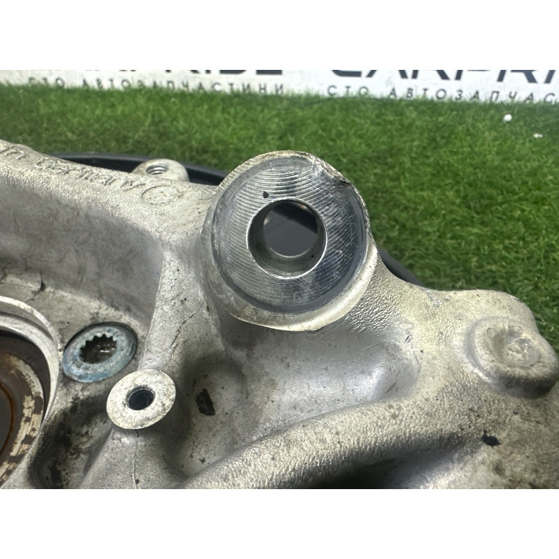 Цапфа подвески (подвеска) Volkswagen Touareg NF 2013 3.0 Hybrid 7P0505435A