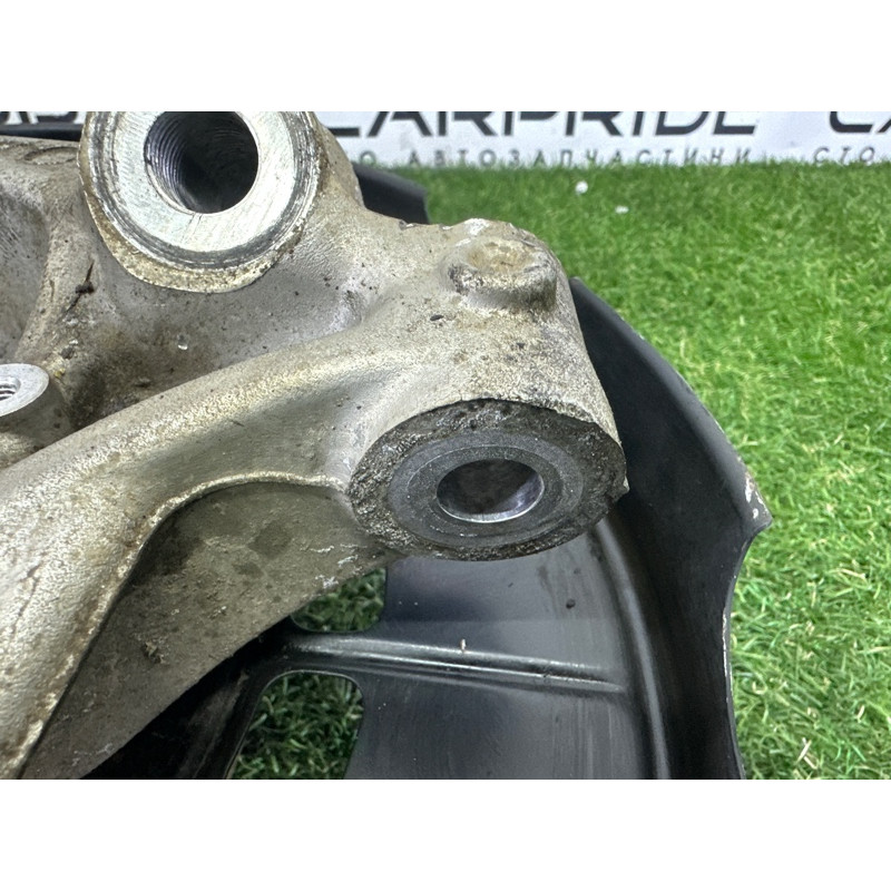 Цапфа подвески (подвеска) Volkswagen Touareg NF 2011 3.6 7P0505435A