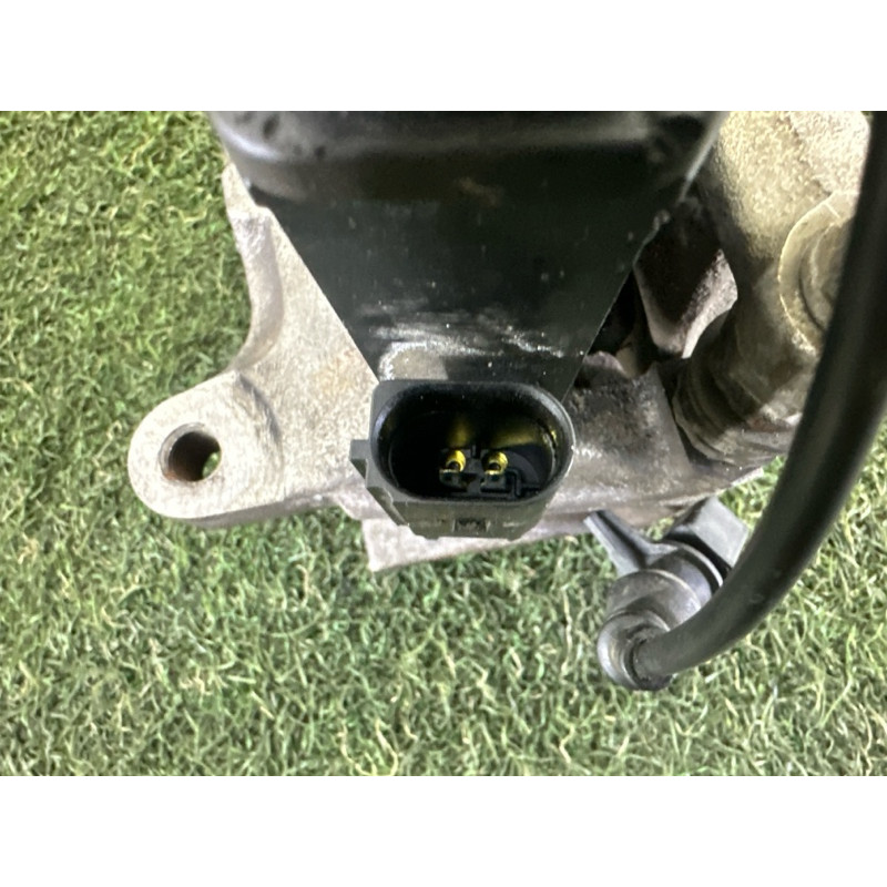 Суппорт тормозной (тормозная система) AUDI Q7 4M 2017 2.0 TFSI 4M0615404A