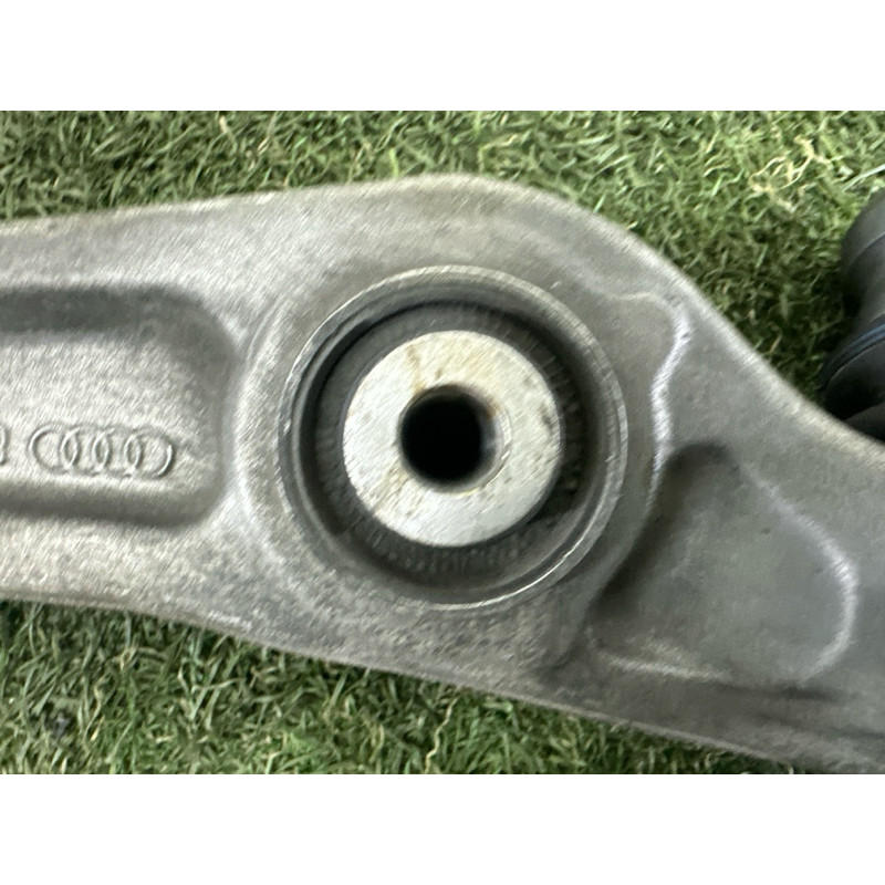 Рычаг подвески (подвеска) AUDI A4 B8 2014 2.0 TFSI 8K0407152F