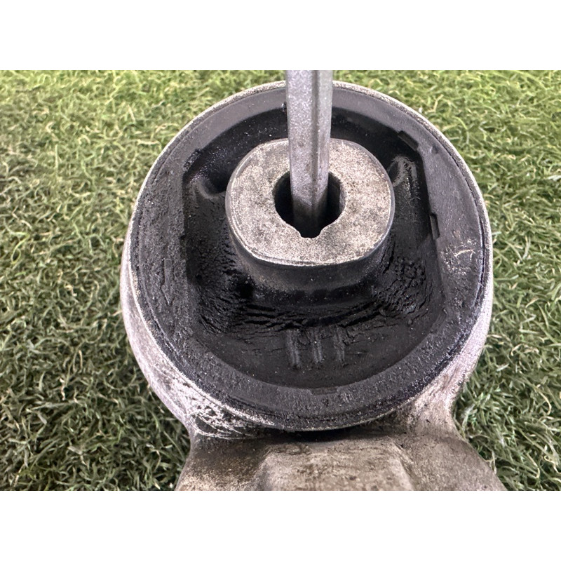 Рычаг подвески (подвеска) AUDI Q5 8R 2012 3.2 8K0407693S