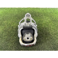 Подушка двигателя