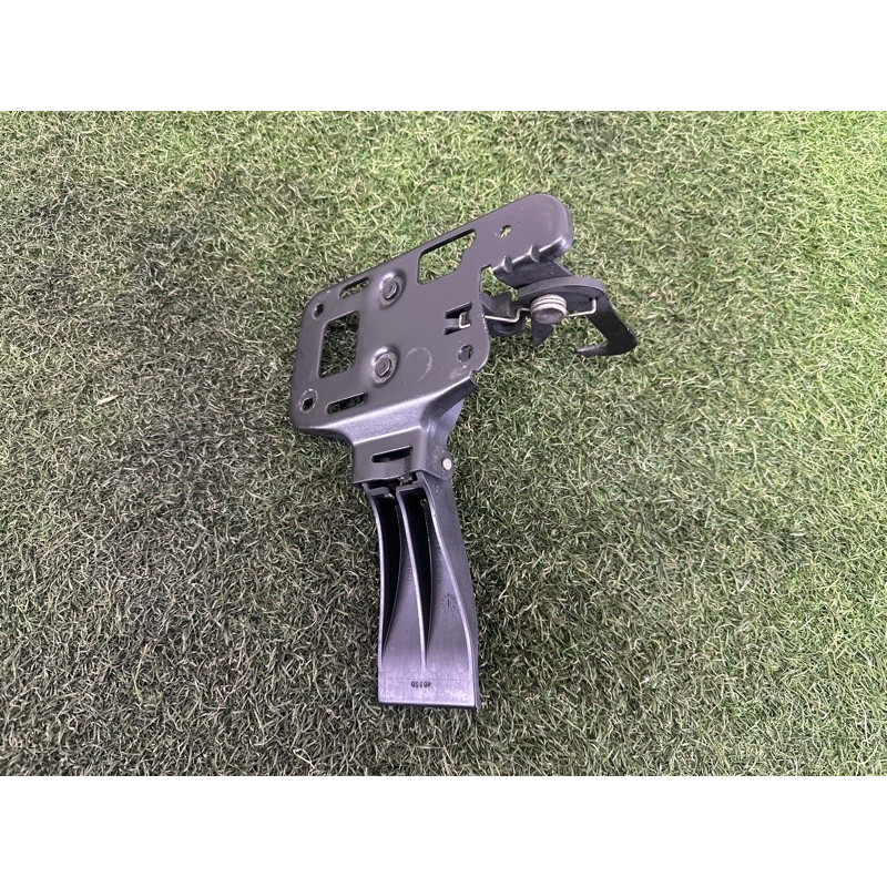 Замок капота (кузов и элементы) AUDI A4 B8 2014 2.0 TFSI 8T0823480