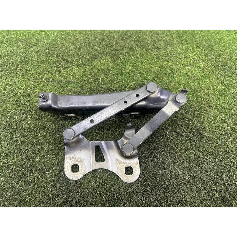 Петля капота (кузов и элементы) LAND ROVER Range Rover L405 2016 5.0 LR088986