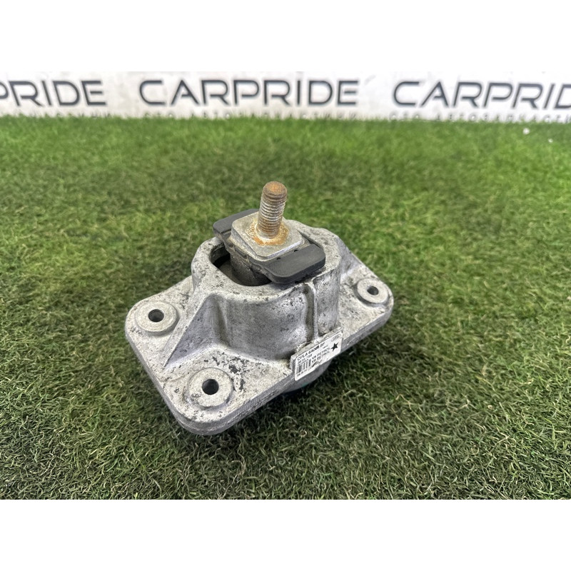 Подушка двигателя (двигатель и элементы) LAND ROVER Range Rover L405 2016 5.0 LR105970