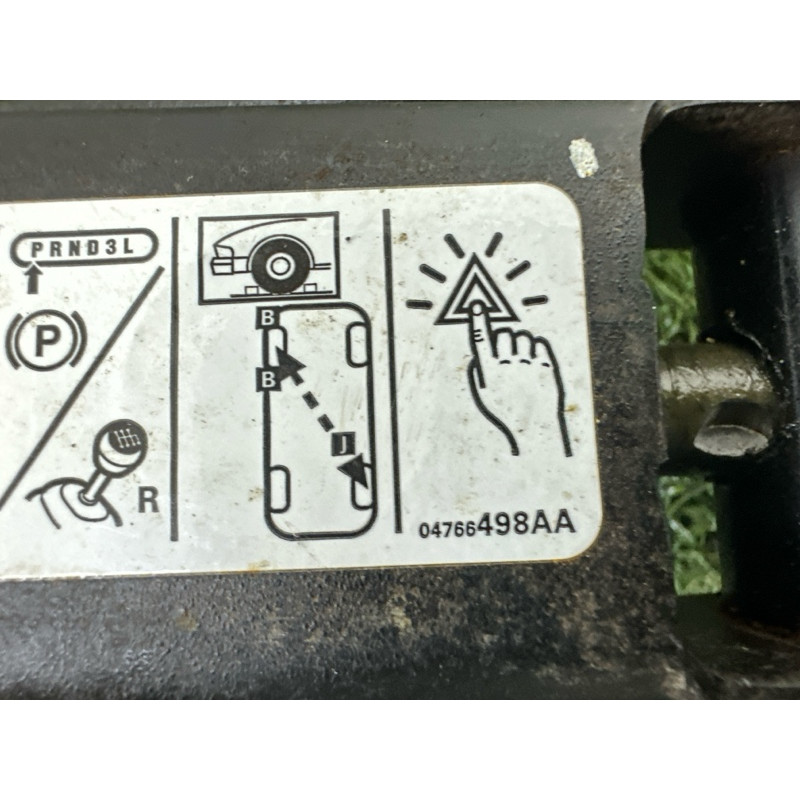 Комплект инструмента (аксессуары) Jeep Grand Cherokee WK2 2018 3.6 68332817AB