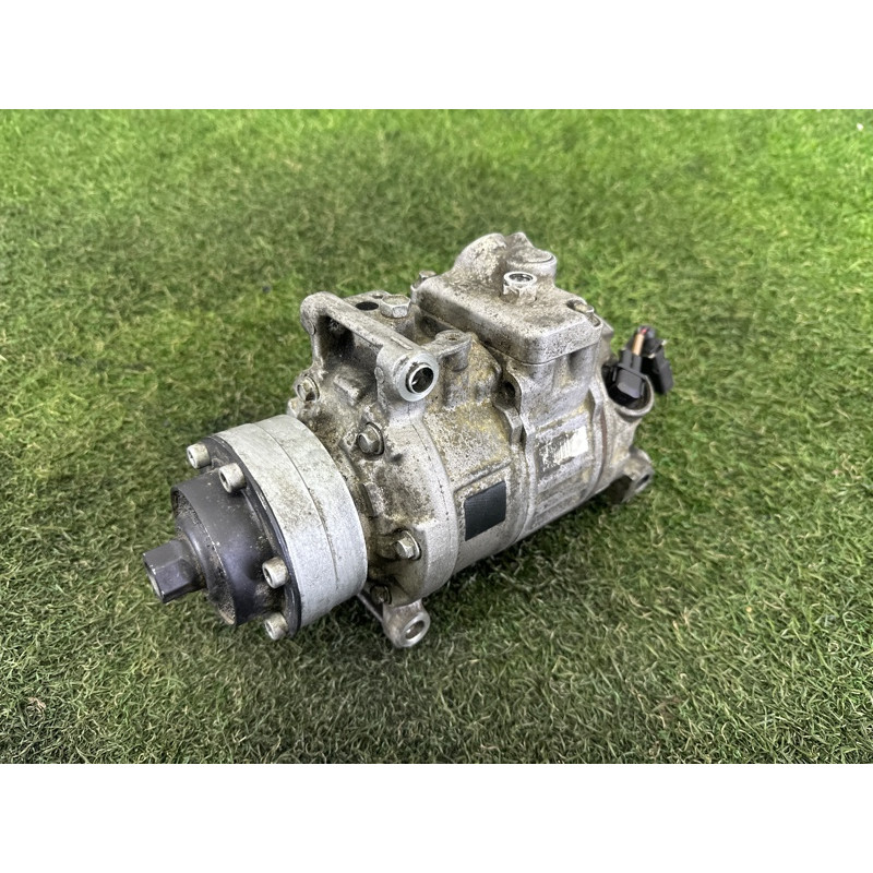 Компрессор кондиционера (отопление и кондиционирование) AUDI A8 D4 2011 4.2 CDRA 4H0260805G