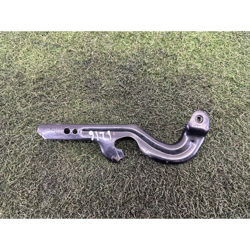 Петля капота (кузов и элементы) Jeep Grand Cherokee WK2 2018 3.6 55369563AE