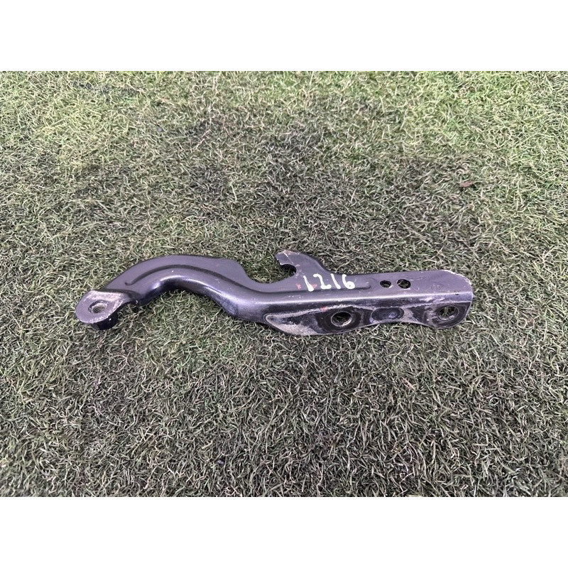 Петля капота (кузов и элементы) Jeep Grand Cherokee WK2 2018 3.6 55369563AE