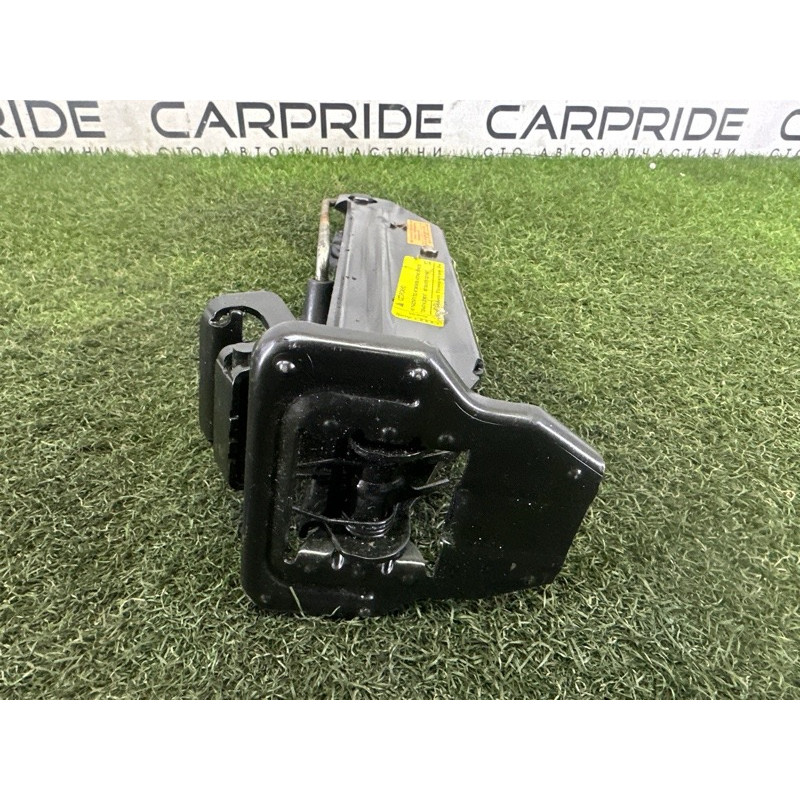 Домкрат (аксессуары) AUDI Q5 8R 2012 3.2 8R0011031C