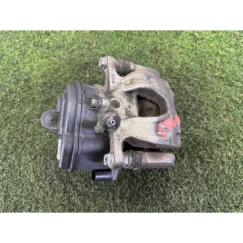 Суппорт тормозной (тормозная система) AUDI A4 B9 2017 2.0 TFSI 8W0615404