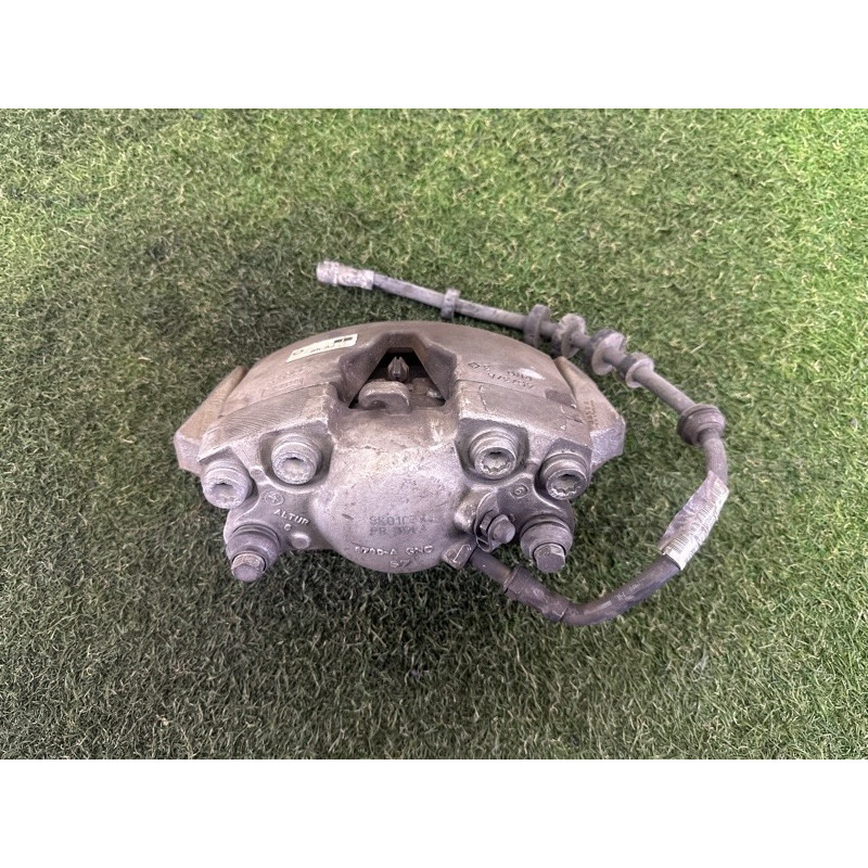 Суппорт тормозной (тормозная система) AUDI A4 B8 2014 2.0 TFSI 8K0615123H