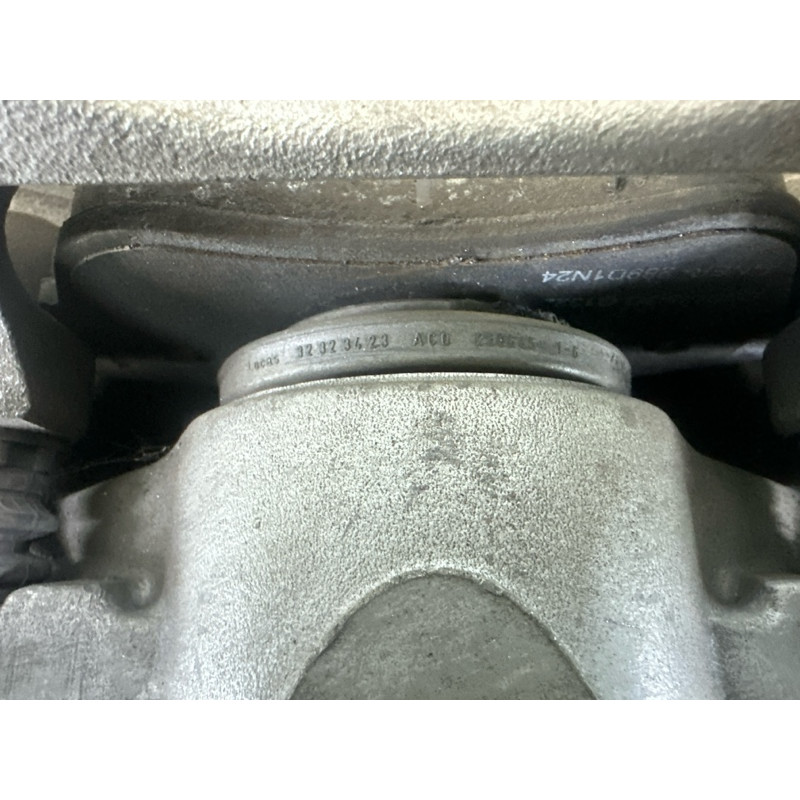 Суппорт тормозной (тормозная система) AUDI A4 B8 2014 2.0 TFSI 8K0615123H