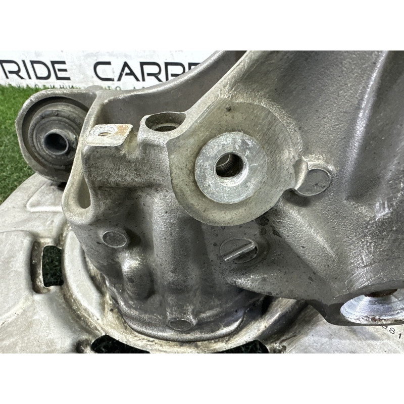 Цапфа подвески (подвеска) BMW X5 F15 2015 4.4 33326879101