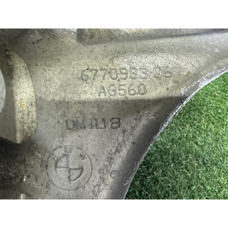 Цапфа подвески (подвеска) BMW X5 F15 2015 4.4 33326879101