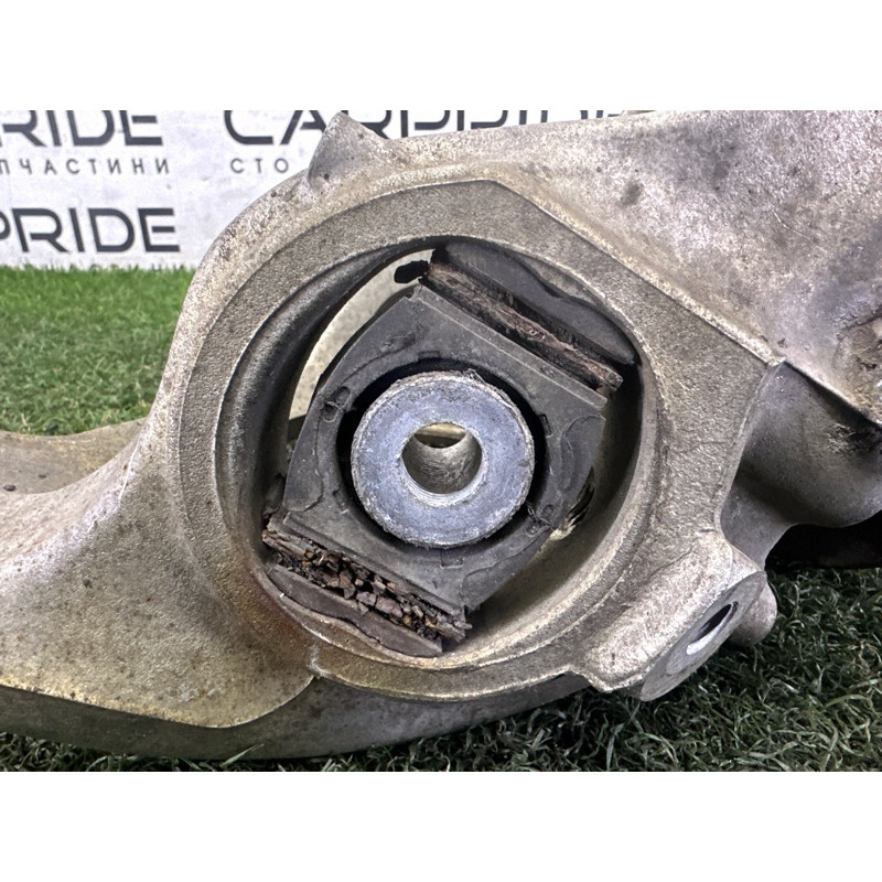 Цапфа подвески (подвеска) AUDI A4 B8 2013 2.0 TFSI 8K0505431AH