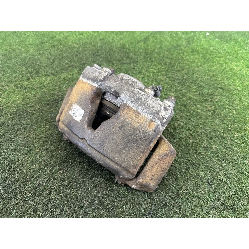 Суппорт тормозной (тормозная система) AUDI A4 B8 2013 2.0 TFSI 8K0615124H