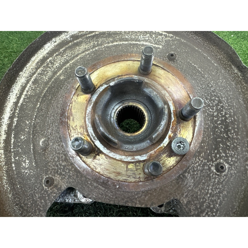 Цапфа підвіски (подвеска) LAND ROVER Range Rover L405 2016 5.0 LR038550